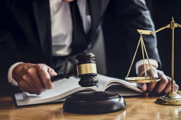 Real Estate Law Services for Smooth Property Transactions