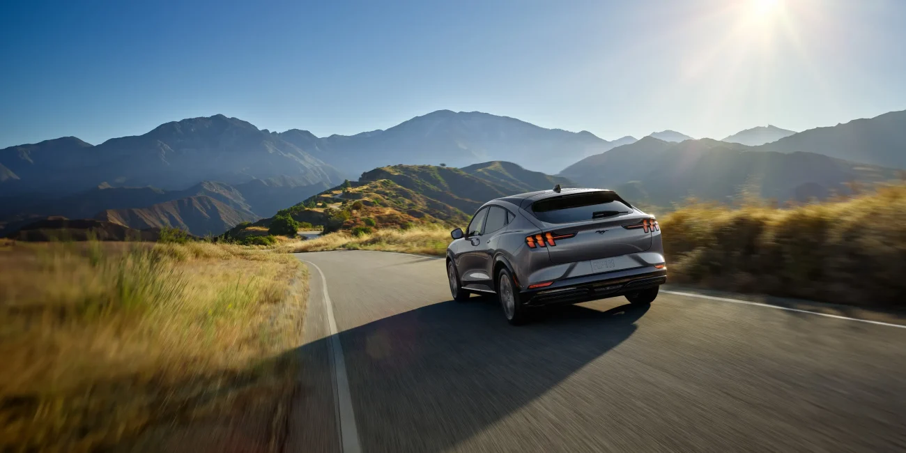 What Makes Gregg Young Ford of Newton Stand Out in Newton